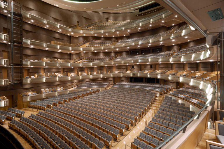 Four Seasons Centre for the Performing Arts | R. Fraser Elliott Hall ...